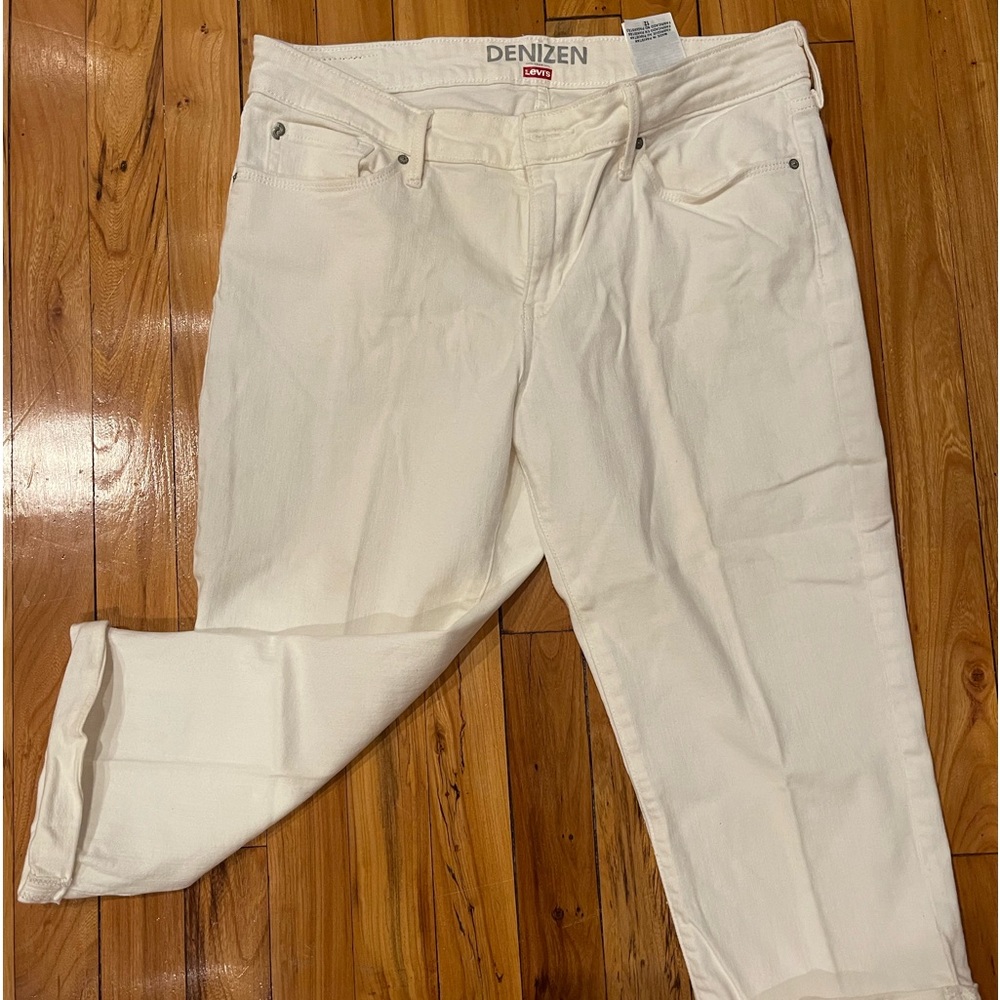 Crop Jean